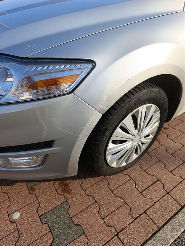 Gebraucht Ford Mondeo 2012 Silber Kleinwagen