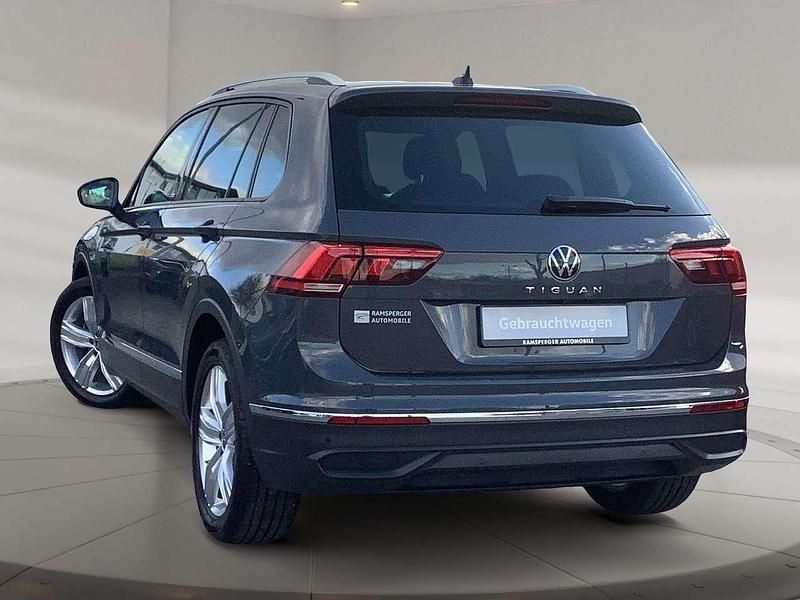 Usata VW Tiguan Active 150 CV (110 kW) 2022 Grigio SUV