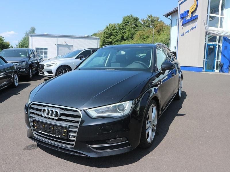 Schwarz Gebraucht 2014 Audi A3 Sportback Ambiente Limousine | 6.800 € (Teuer) - Bild 1/4