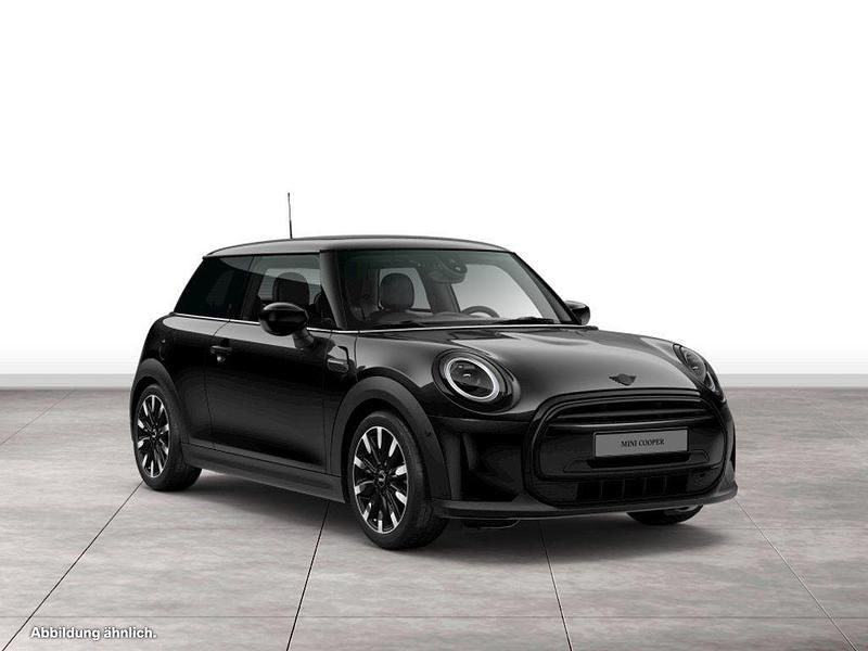 Gebraucht Mini Cooper 136 PS (100 kW) 2024 Schwarz Kleinwagen