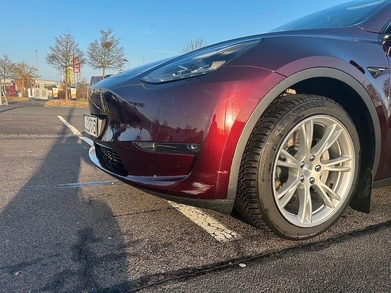 Gebraucht Tesla Model Y Long Range AWD 378 kW (514 PS) 2023 Rot SUV