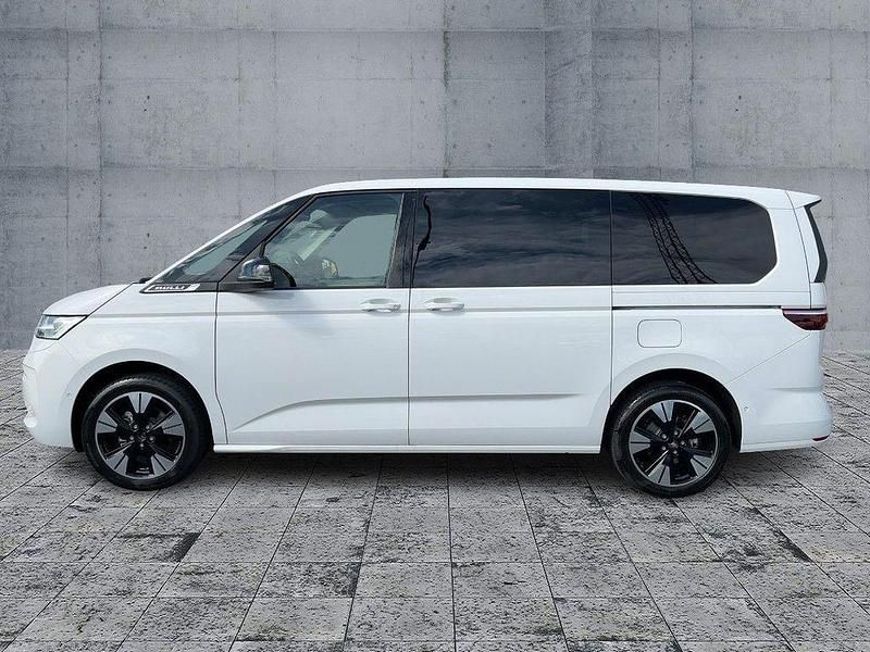 Gebraucht VW Multivan 150 PS (110 kW) 2025 Weiß Van