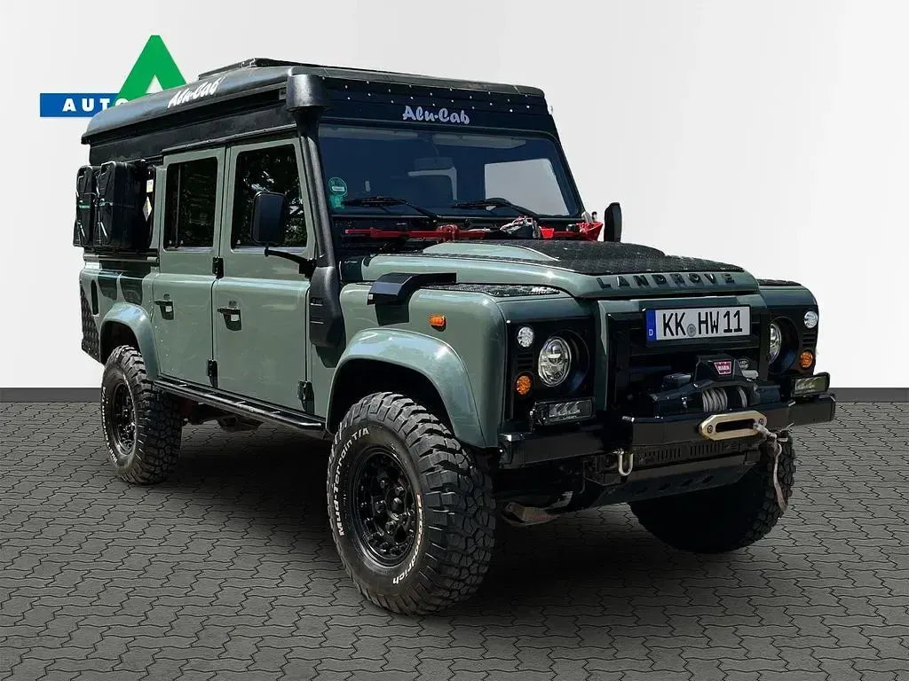 Gebraucht Land Rover Defender S 122 PS (89 kW) 2010 Grün Kombi
