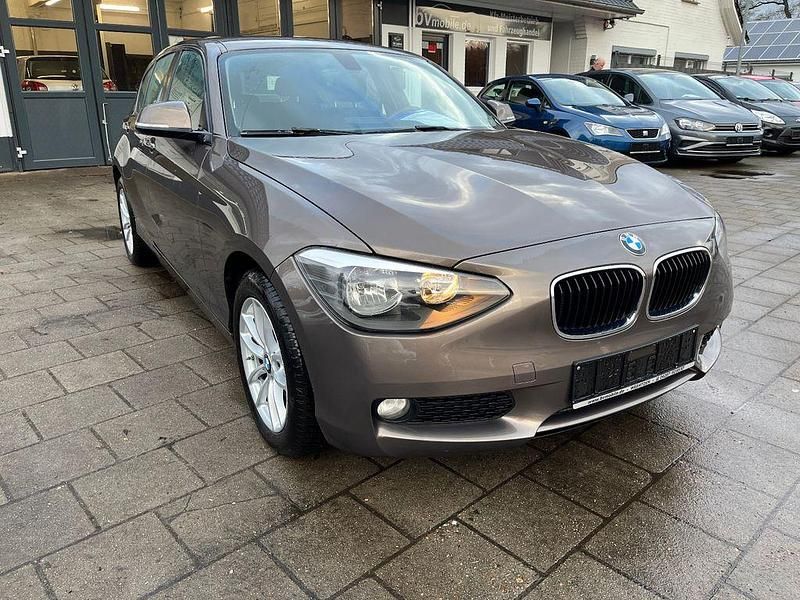 Gebraucht BMW 114 Advantage 102 PS (75 kW) 2014 Braun Kleinwagen