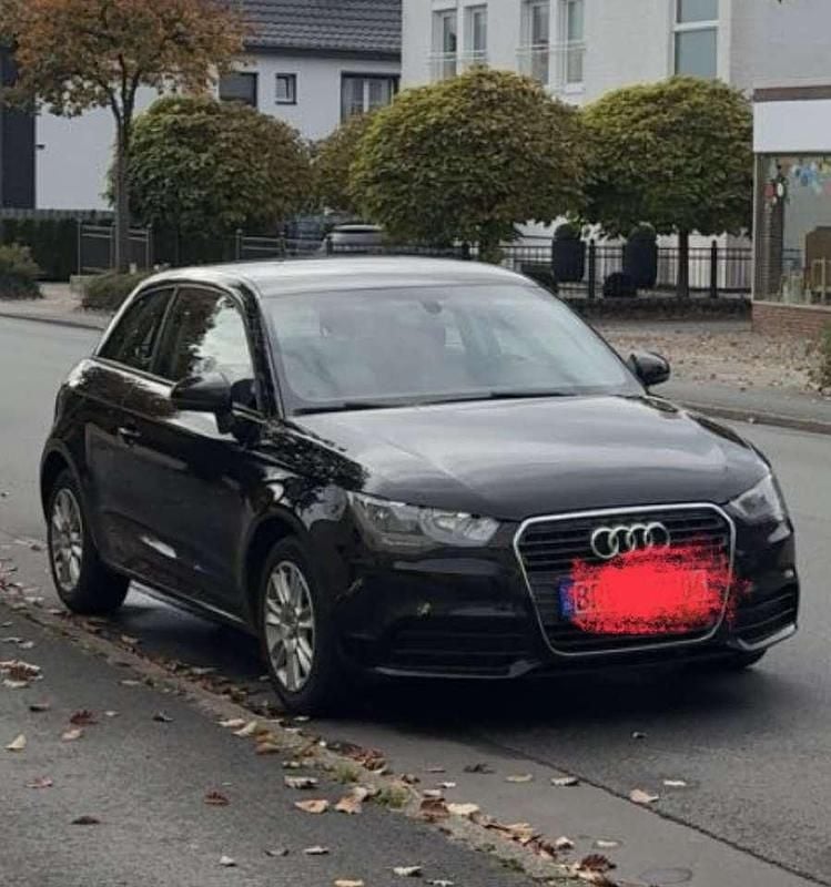 Schwarz Gebraucht 2011 Audi A1 Attraction Kleinwagen | 4.600 € (Guter Preis) - Bild 1/4