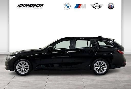 Gebraucht BMW 320 Advantage 190 PS (139 kW) 2022 Schwarz ii Kombi