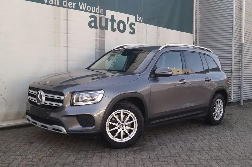 Gebraucht Mercedes GLB180 Business 116 PS (85 kW) 2022 Grau SUV