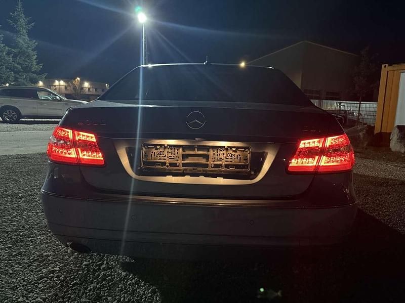 Gebraucht Mercedes E350 Elegance 231 PS (169 kW) 2010 Limousine