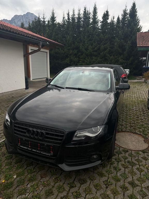 Schwarz Gebraucht 2010 Audi A4 Ambition Limousine | 6.999 € (Fairer Preis) - Bild 1/4