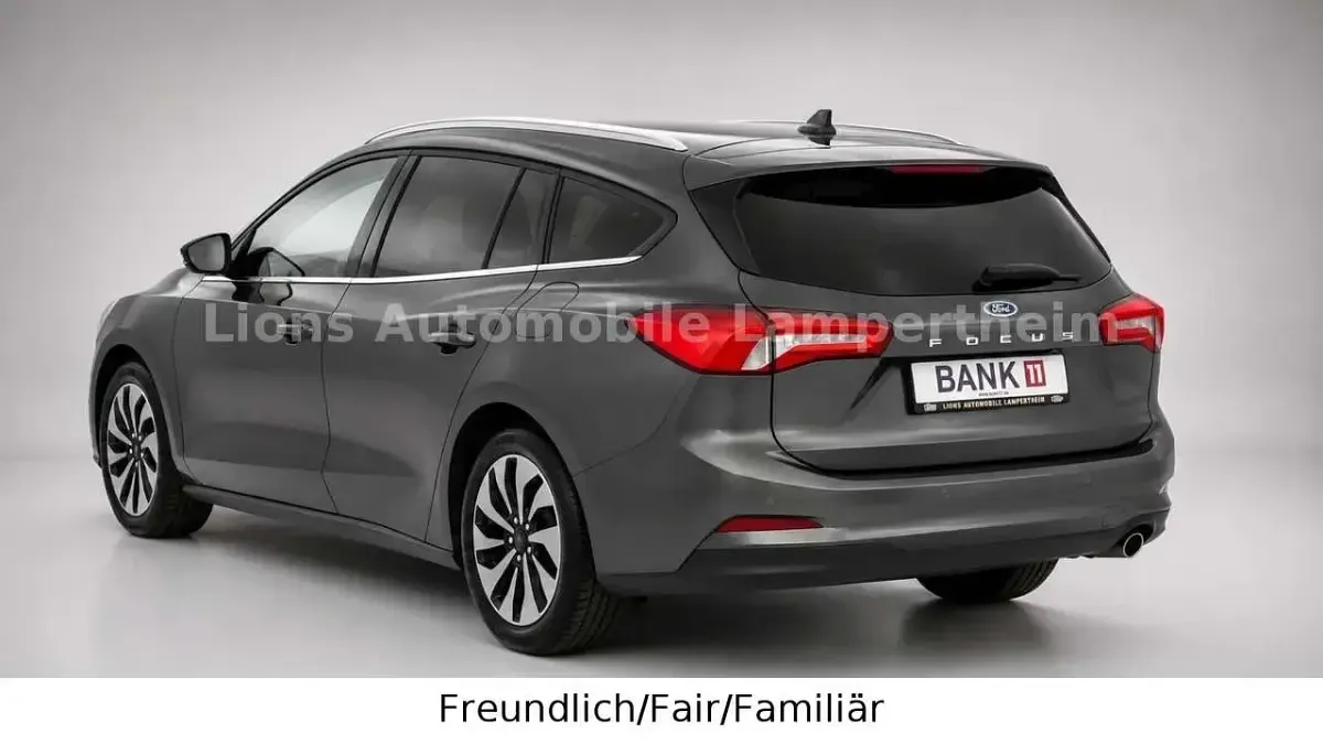 Gebraucht Ford Focus Cool & Connect 125 PS (91 kW) 2019 Grau Kombi