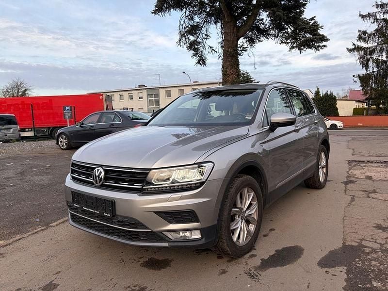 Gebraucht VW Tiguan Highline 150 PS (110 kW) 2016 Silber SUV