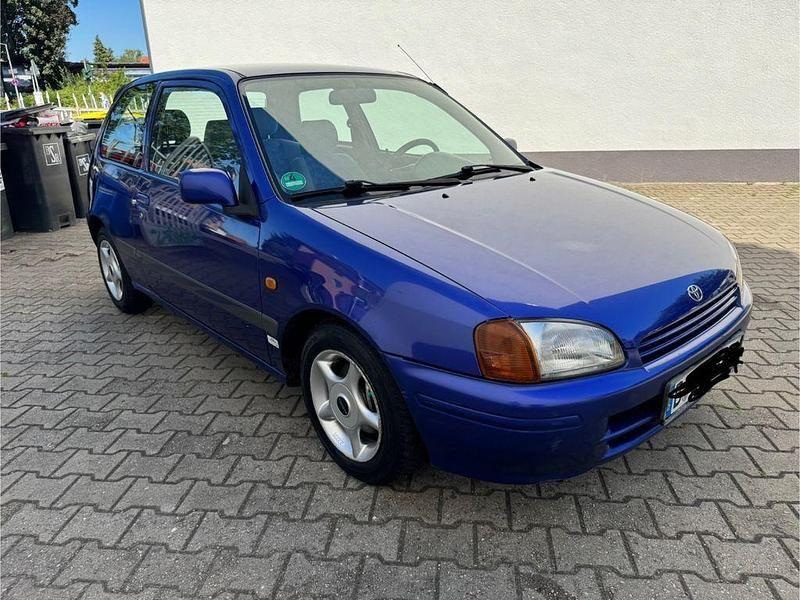 Blau Gebraucht 1998 Toyota Starlet Kleinwagen | 3.299 € (Fairer Preis) - Bild 1/4