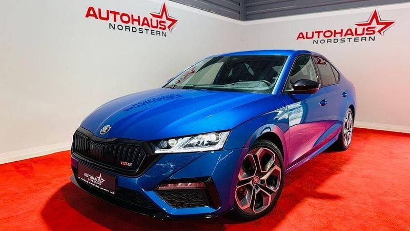 Blau Gebraucht 2023 Skoda Octavia vRS Limousine | 33.490 € (Guter Preis) - Bild 1/4