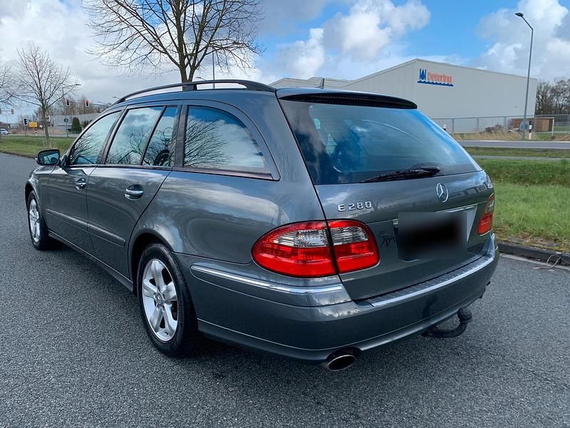 Gebraucht Mercedes E280 2007 Grau Kombi
