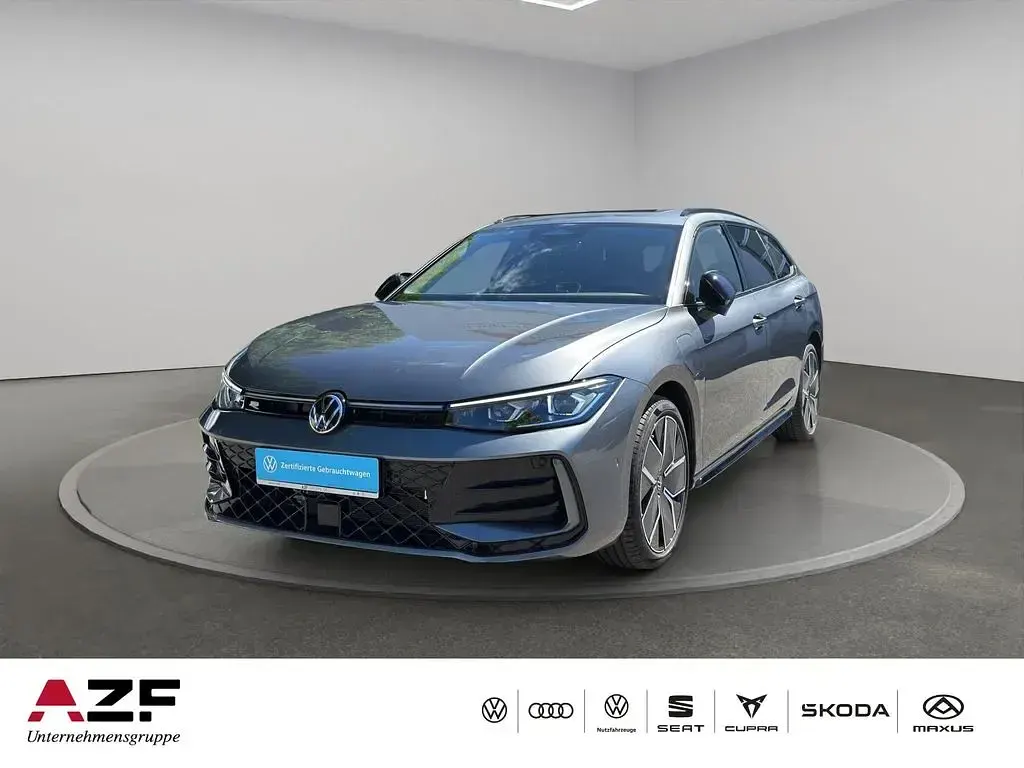 Gebraucht VW Passat R-line 177 PS (130 kW) 2026 Kombi