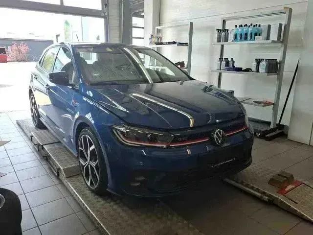 Gebraucht VW Polo Beats 207 PS (152 kW) 2023 Blau Kleinwagen