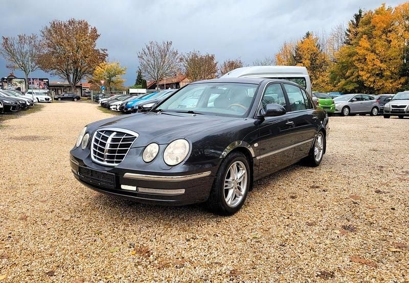 Gebraucht Kia Opirus 203 PS (149 kW) 2005 Grau Limousine