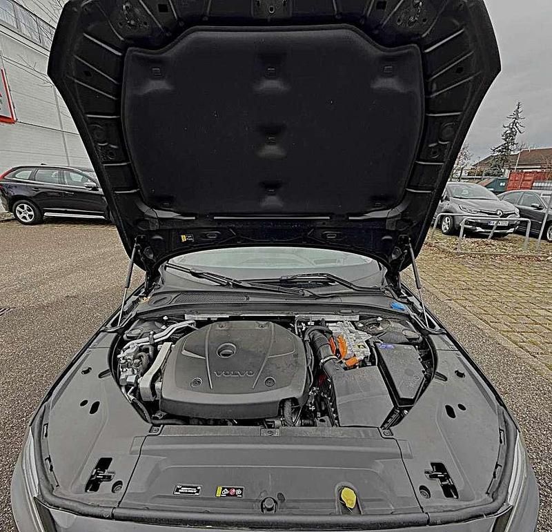 Gebraucht Volvo S90 Ultimate 455 PS (334 kW) 2024 Onyx black metallic Limousine