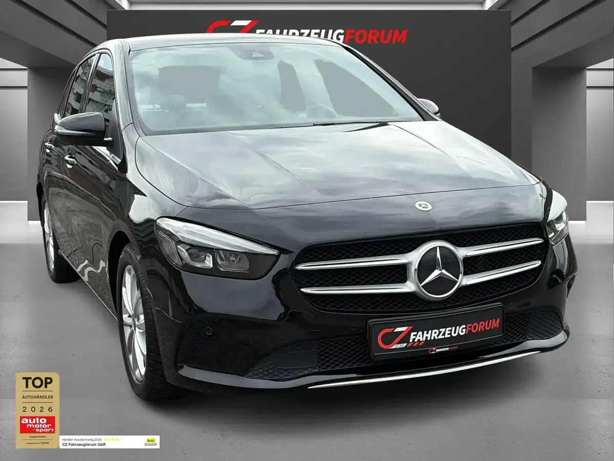 Gebraucht Mercedes B180 136 PS (100 kW) 2019 Schwarz Kleinwagen