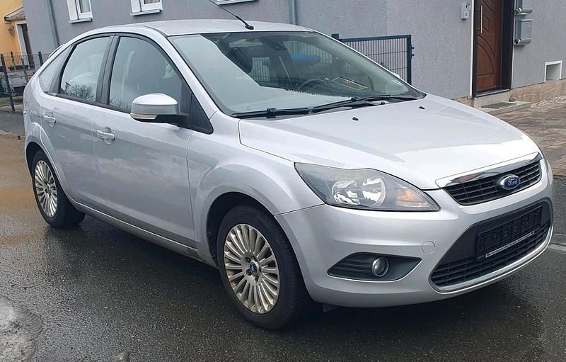 Usata Ford Focus 101 CV (74 kW) 2010 Argento Berlina
