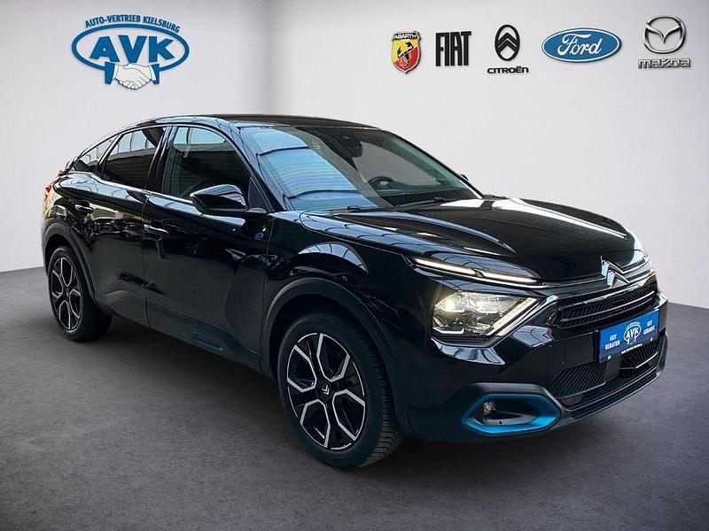 Schwarz Gebraucht 2024 Citroën e-C4 Shine Limousine | 21.990 € (Fairer Preis) - Bild 1/4