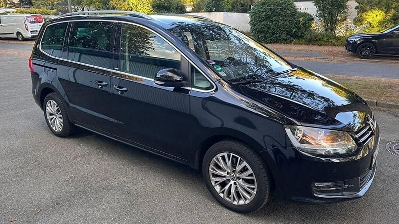 Schwarz Gebraucht 2012 VW Sharan Style Van / Kleinbus | 9.600 € (Guter Preis) - Bild 1/4