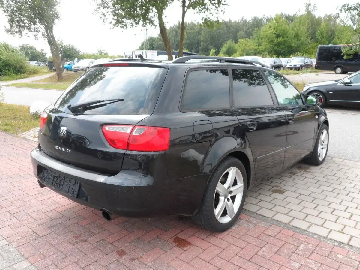 Occasion Seat Exeo Style 200 ch (147 kW) 2010 Noir Break