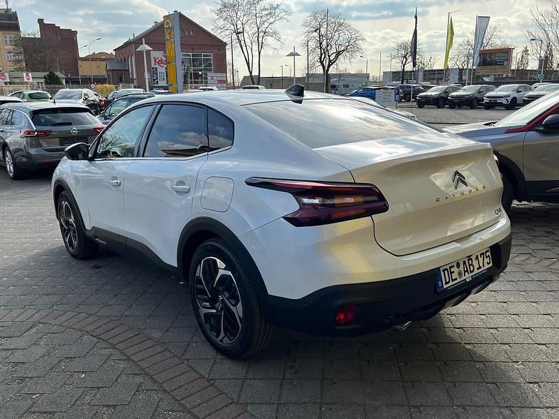 Gebraucht Citroën C4 Shine 131 PS (96 kW) 2023 Andere farbe