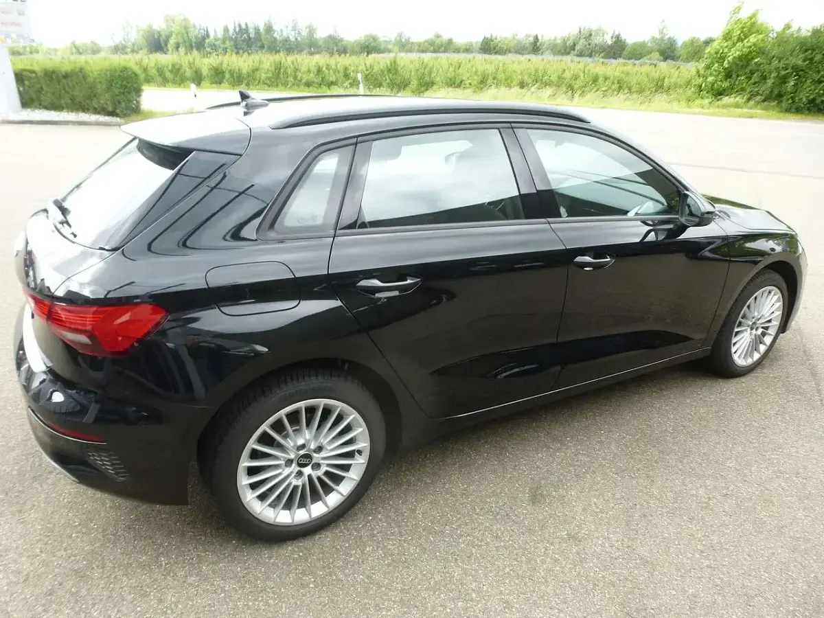Gebraucht Audi A3 Advanced 150 PS (110 kW) 2024 Mythosschwarz metallic Kleinwagen