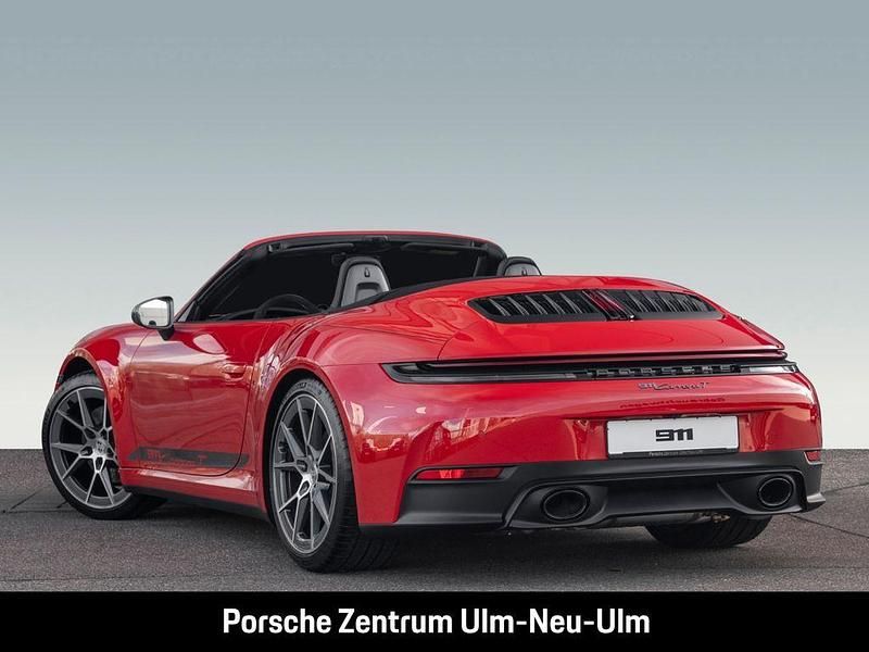 Gebraucht Porsche 911 Carrera Cabriolet 394 PS (289 kW) 2025 Rot Cabrio