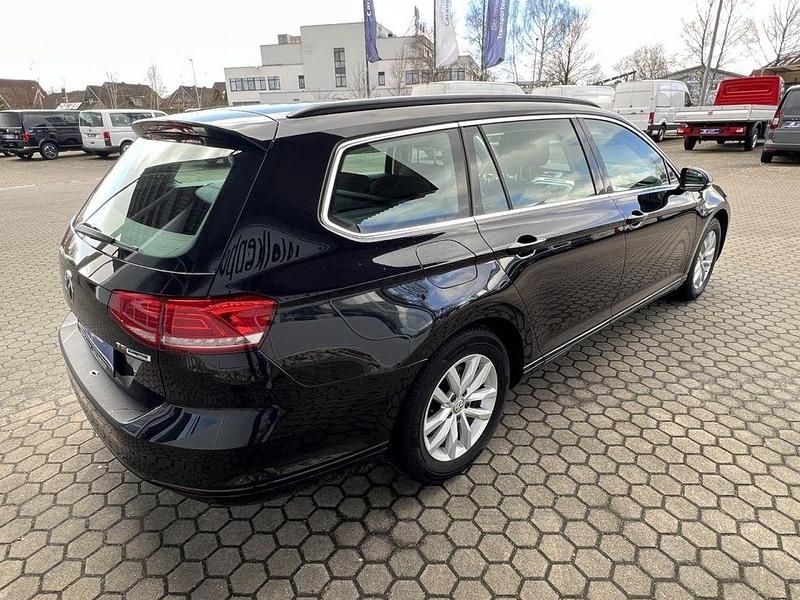 Usata VW Passat Comfortline 150 CV (110 kW) 2017 Nero Station wagon
