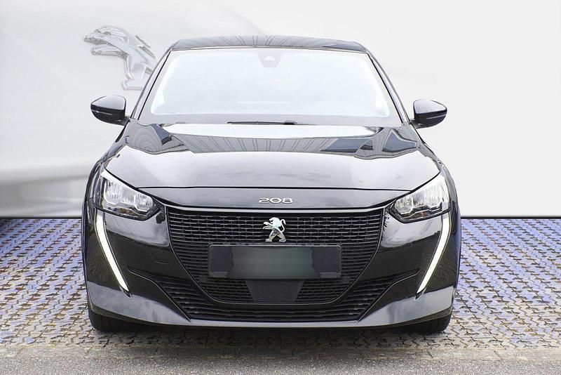 Schwarz metallic Gebraucht 2021 Peugeot e-208 Allure Kleinwagen | 17.410 € (Fairer Preis) - Bild 1/4