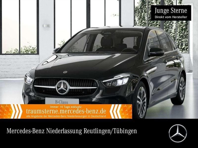 Schwarz Gebraucht 2023 Mercedes B180 Progressive Van / Kleinbus | 25.890 € (Guter Preis) - Bild 1/3