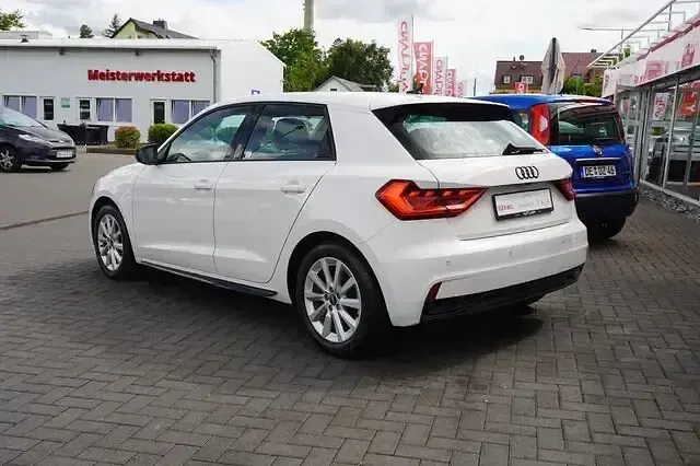 Gebraucht Audi A1 Ambiente 2022 Weiss SUV