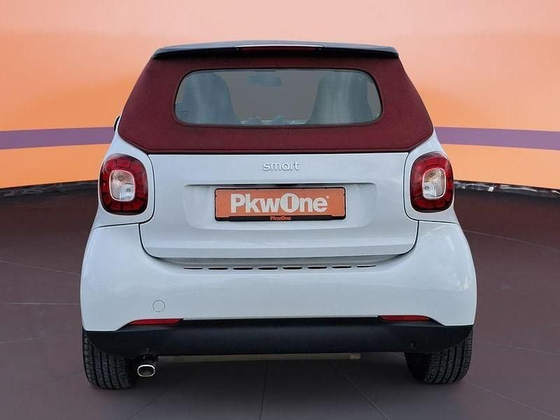 Gebraucht Smart ForTwo Cabrio Passion 90 PS (66 kW) 2019 Weiß Cabrio