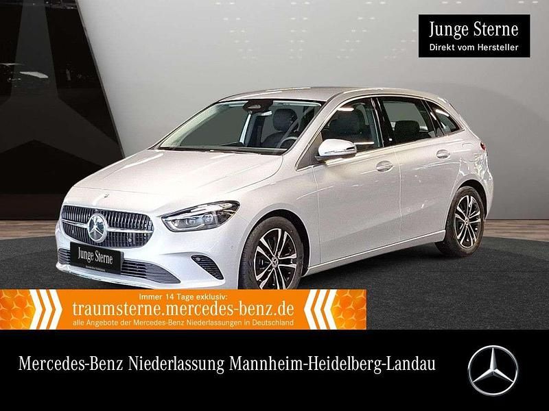 Silber Gebraucht 2024 Mercedes B200 Advanced Van / Kleinbus | 29.990 € (Superpreis) - Bild 1/3