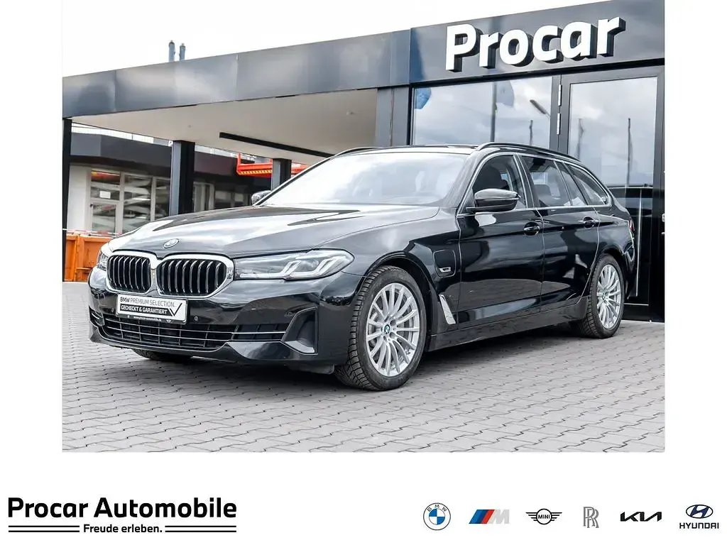 Gebraucht BMW 530e Sport Line 291 PS (214 kW) 2024 Kombi