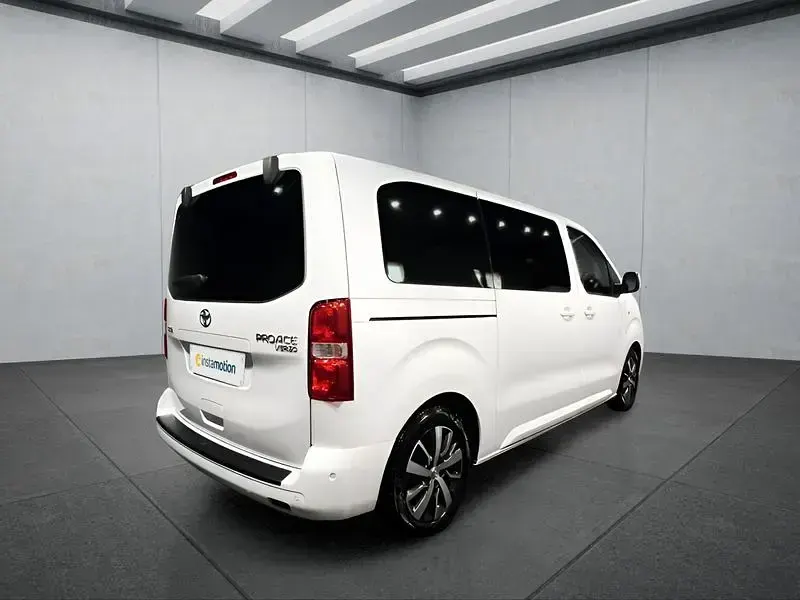 Gebraucht Toyota Proace Verso 177 PS (130 kW) 2024 Kombi