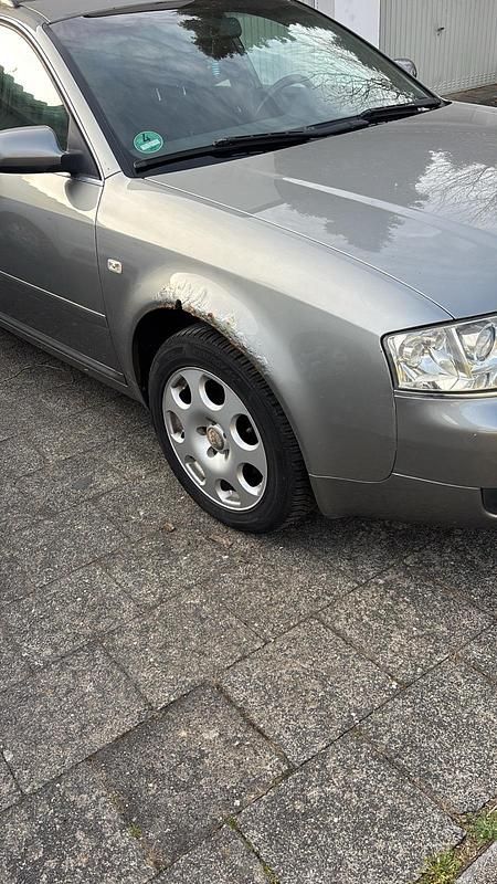 Second-hand Audi A6 163 CP (119 kW) 2003 Gri Break