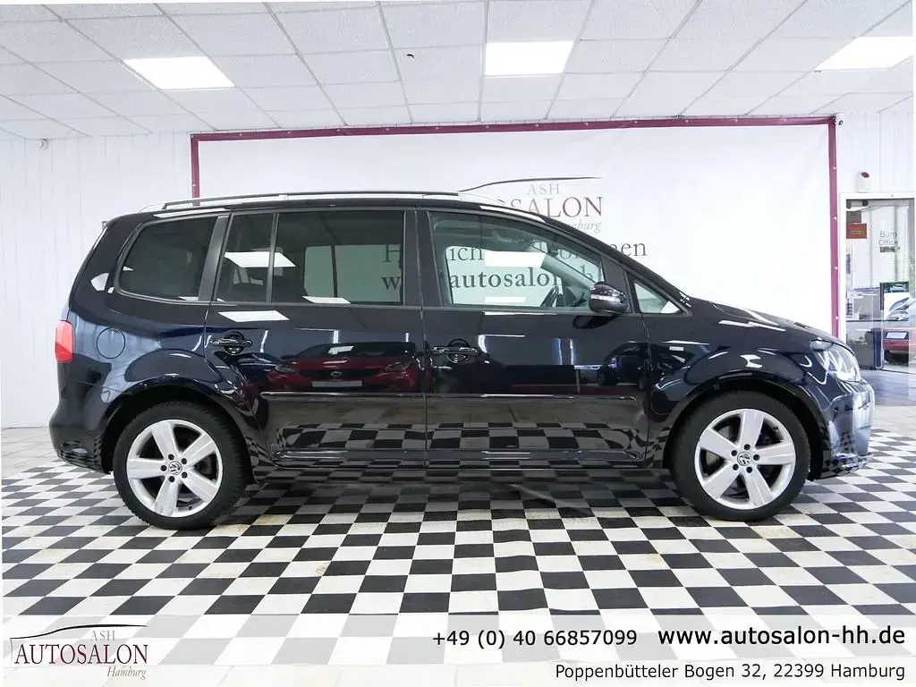 Gebraucht VW Touran Cup 140 PS (102 kW) 2015 Schwarz Van / Kleinbus