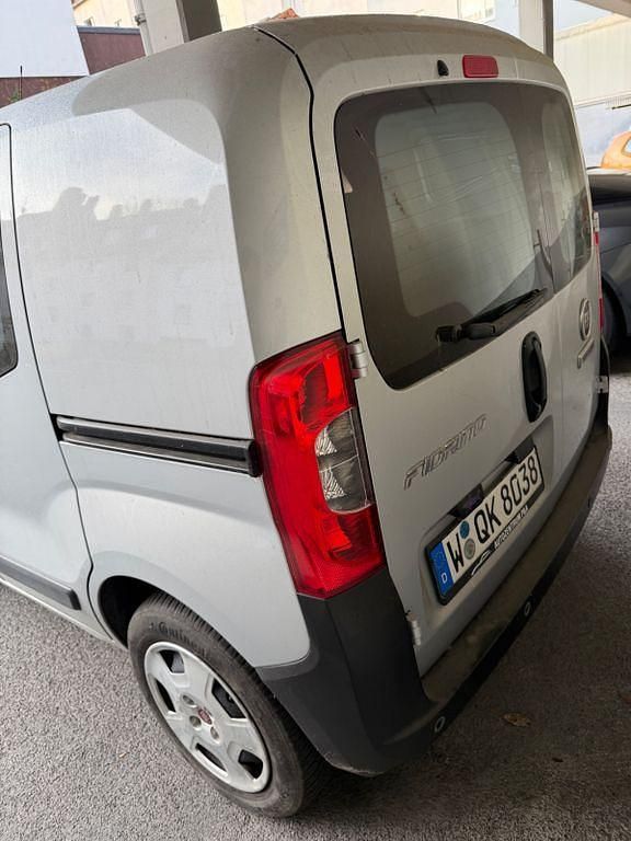 Gebraucht Fiat Fiorino 77 PS (56 kW) 2019 Grau Van / Kleinbus