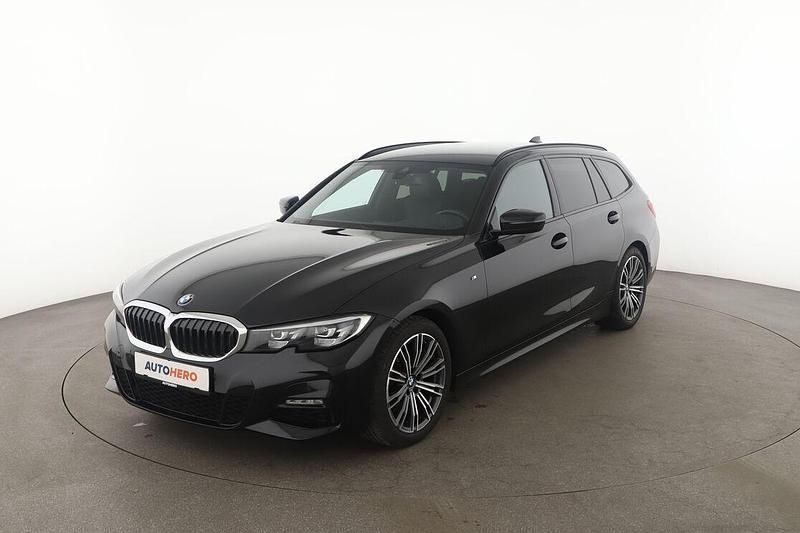 Schwarz Gebraucht 2020 BMW 320 M Sport Kombi | 28.480 € (Fairer Preis) - Bild 1/3
