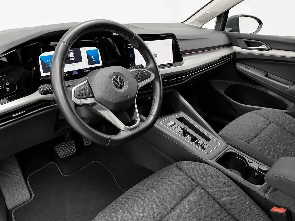 Gebraucht VW Golf VIII Life 150 PS (110 kW) 2021 Grau Kombi