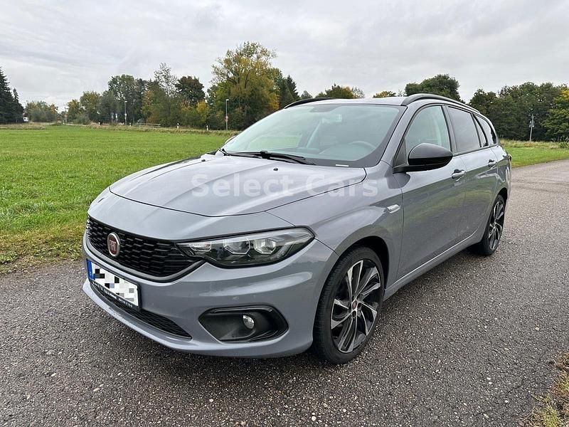 Grau Gebraucht 2019 Fiat Tipo S Kombi | 9.990 € (Fairer Preis) - Bild 1/4
