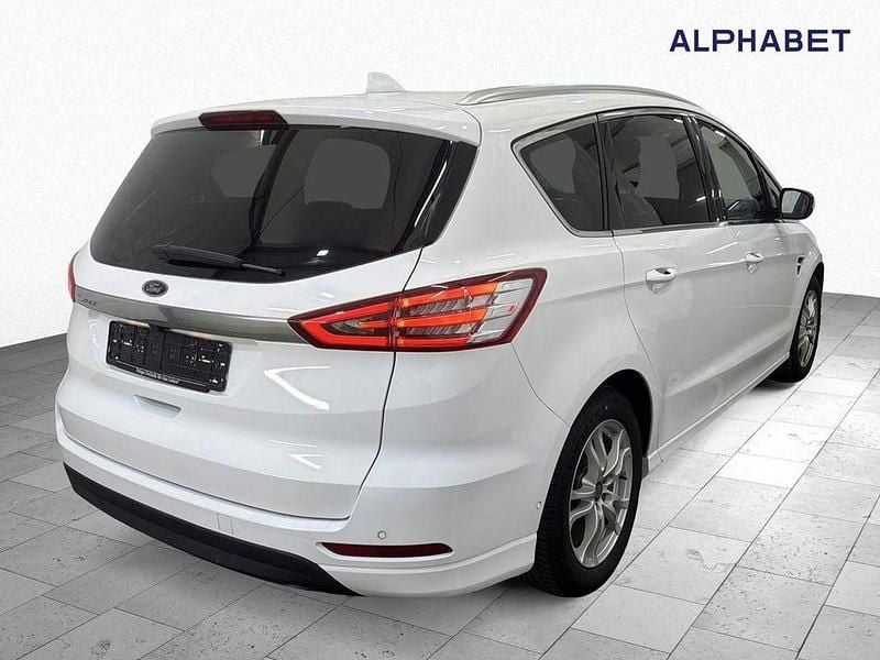 Usado Ford S-MAX Titanium 150 HP (110 kW) 2021 Branco Monovolume