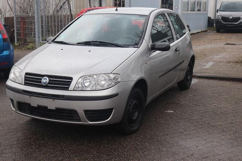 Gebraucht Fiat Punto 60 PS (44 kW) 2006 Grau Kleinwagen