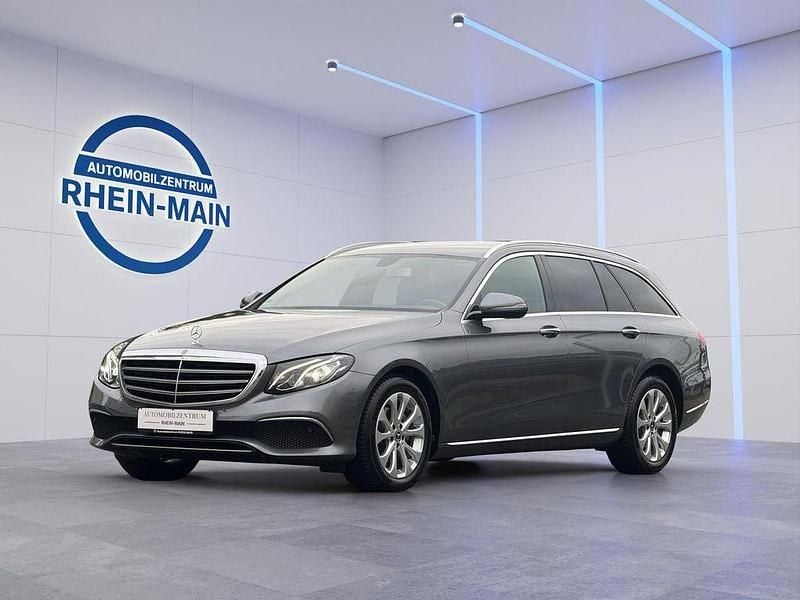 Gebraucht Mercedes E200 Avantgarde 150 PS (110 kW) 2018 Grau Kombi