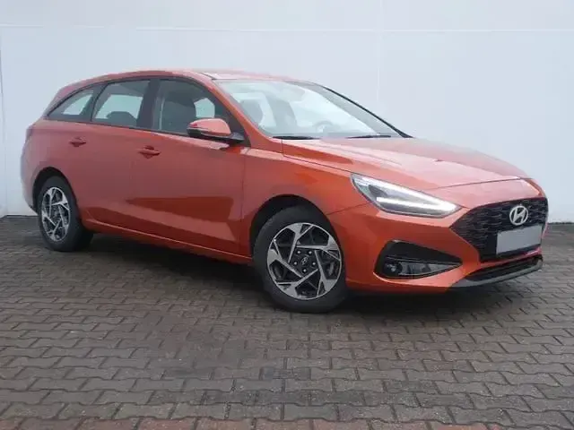 Gebraucht Hyundai i30 Comfort 101 PS (74 kW) 2024 Orange Kombi