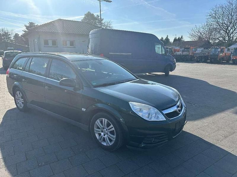 Grün Gebraucht 2007 Opel Vectra Kombi | 500 € (Fairer Preis) - Bild 1/4