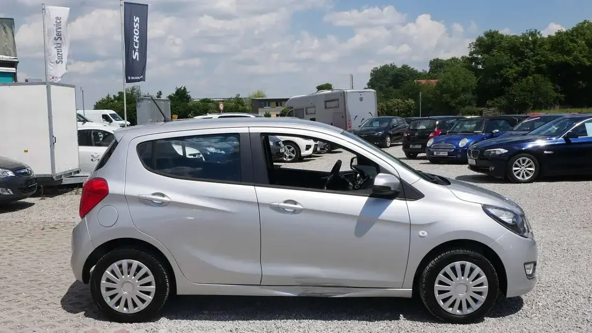 Gebraucht Opel Karl 75 PS (55 kW) 2015 Argon silber/ice silver (m2) Kleinwagen